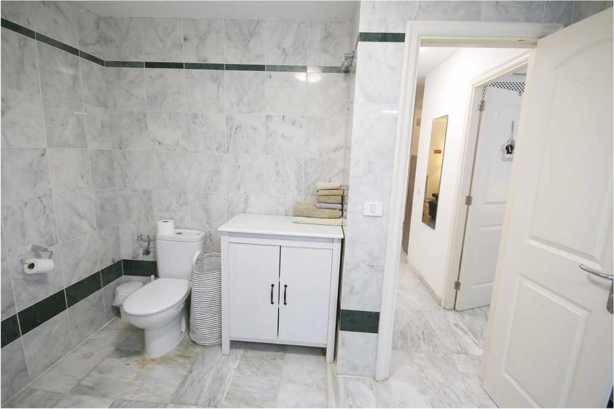 Dinastia B401 By Tenerife Rental & Sales Los Cristianos  Eksteriør bilde