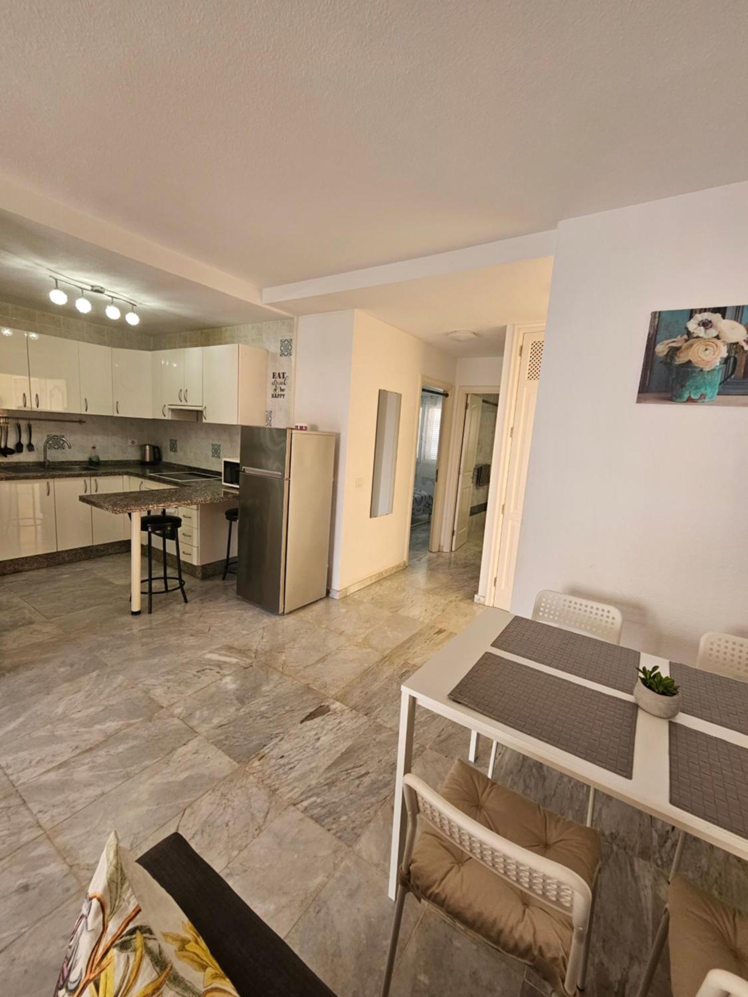 Dinastia B401 By Tenerife Rental & Sales Los Cristianos  Rom bilde
